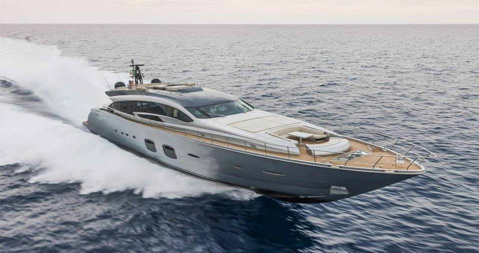 Why Use a Yacht Broker to Buy or Charter a Yacht