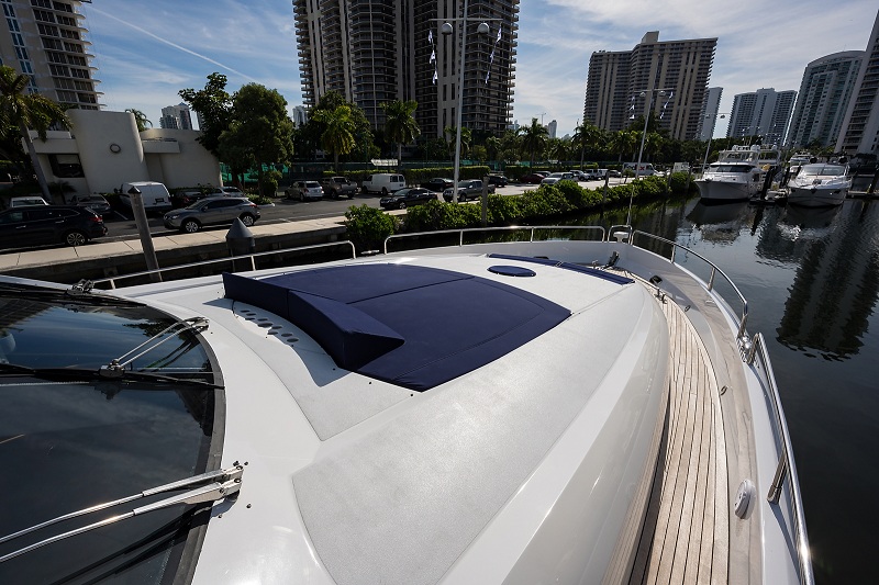 2004 Sunseeker 82 Yacht for Sale Top Gun Yacht Miami International