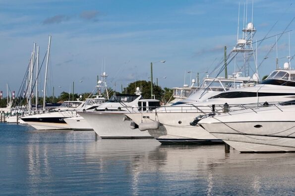 Reasons to Choose New Yachts or Used Yachts for Sale Reasons to Choose New Yachts or Used Yachts for Sale
