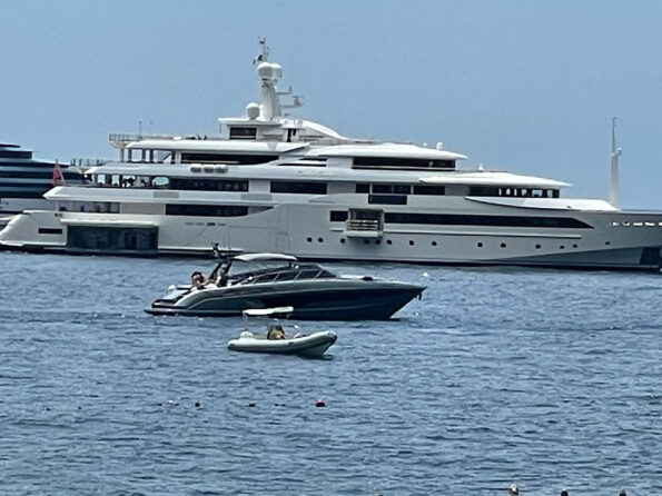 Superyacht Brokerage Fees