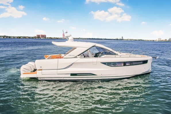 Small Yacht Brands Under 50 Feet: Best Value Picks for First-Time Owners